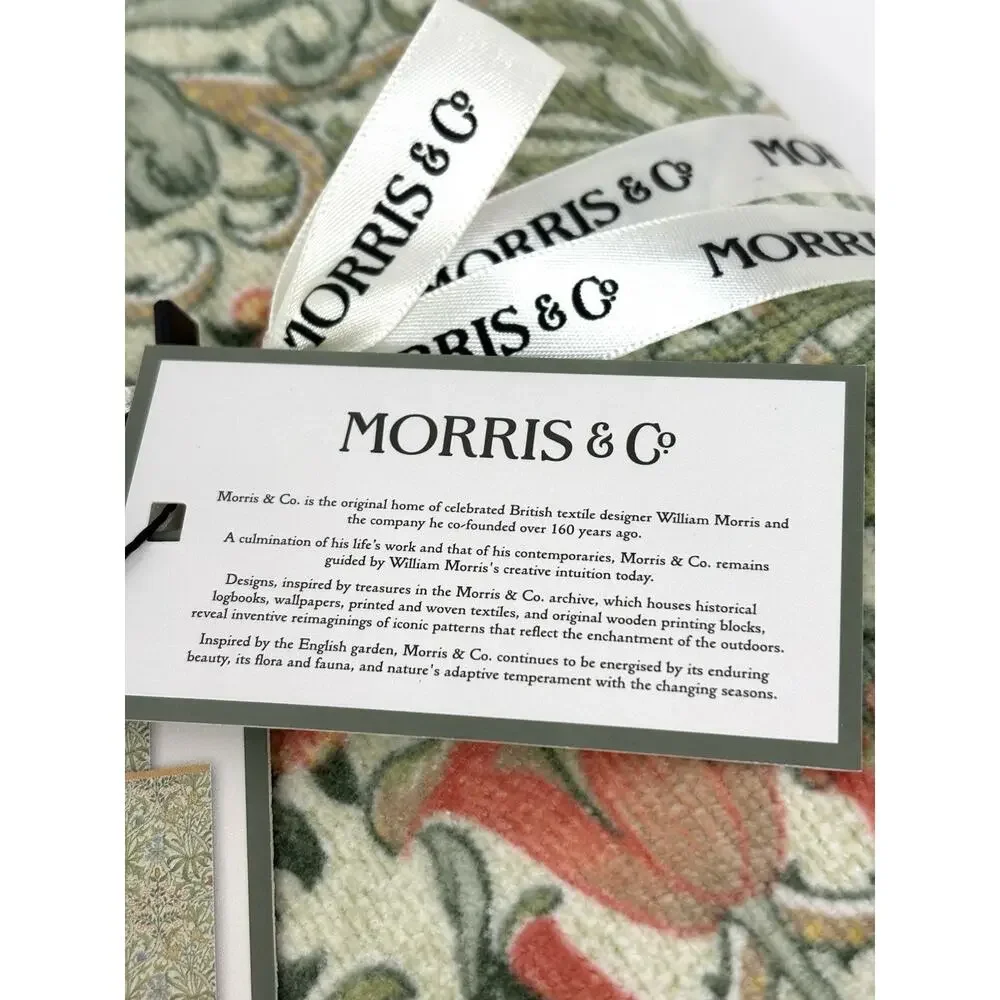 William Morris & Co Hand Towels Woodland Weeds Coral Velour NWT Set Of 2